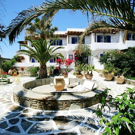 Golden Beach Studios & Suites Тинос Екстериор снимка