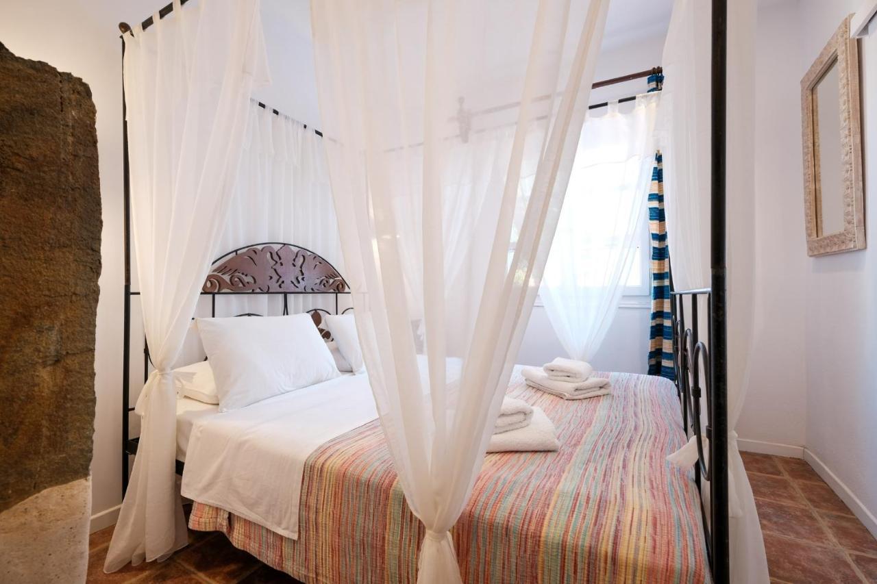 Golden Beach Studios & Suites Тинос Екстериор снимка
