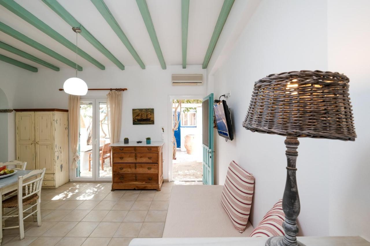 Golden Beach Studios & Suites Тинос Екстериор снимка