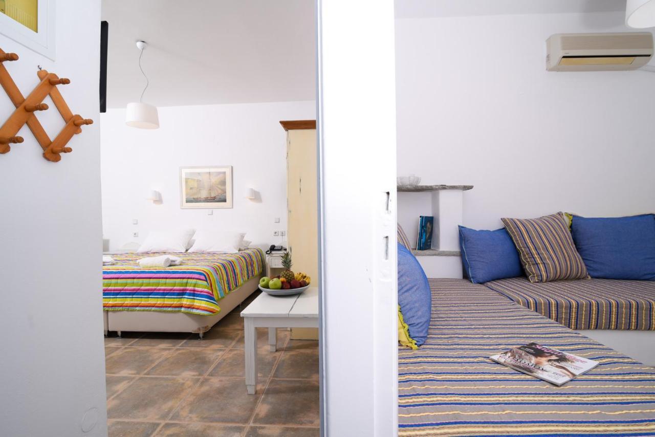 Golden Beach Studios & Suites Тинос Екстериор снимка