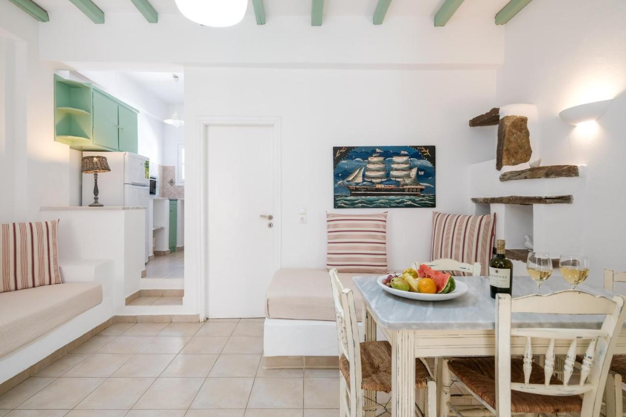 Golden Beach Studios & Suites Тинос Екстериор снимка