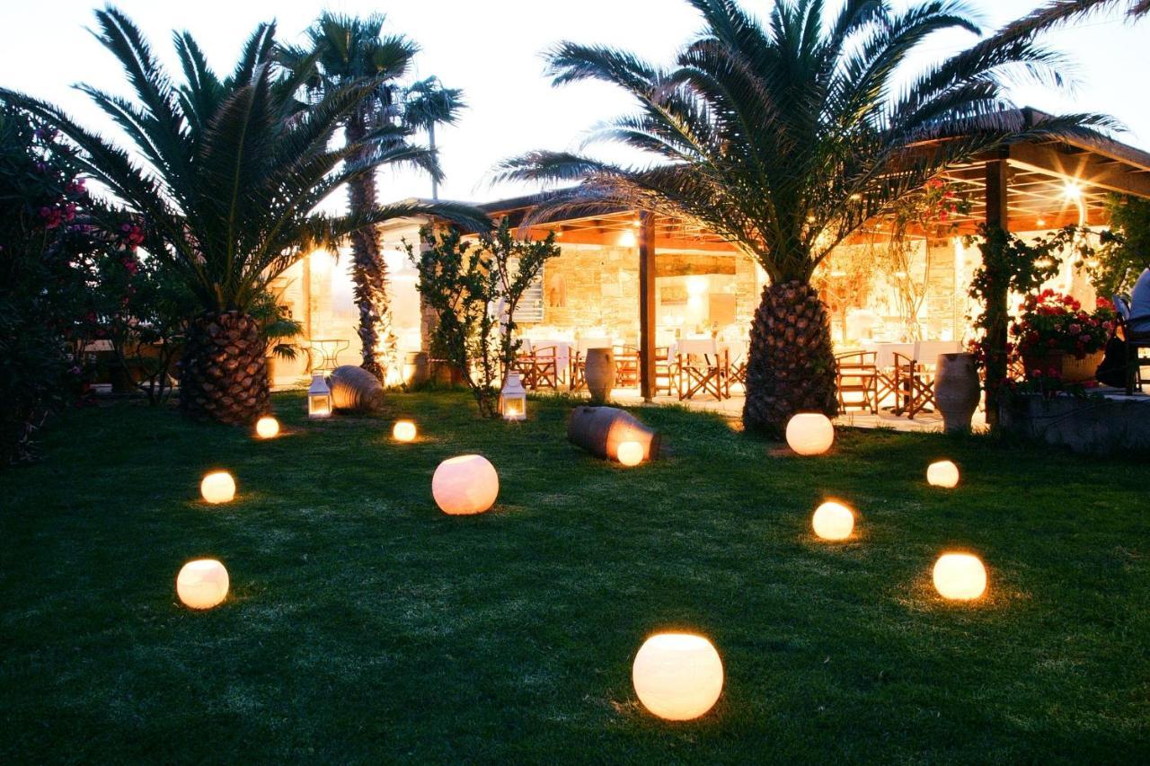 Golden Beach Studios & Suites Тинос Екстериор снимка