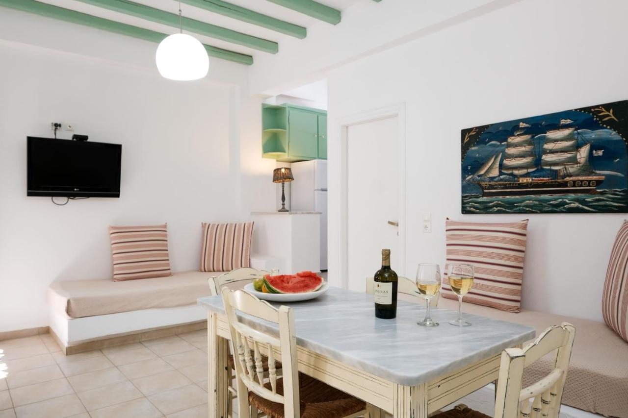Golden Beach Studios & Suites Тинос Екстериор снимка