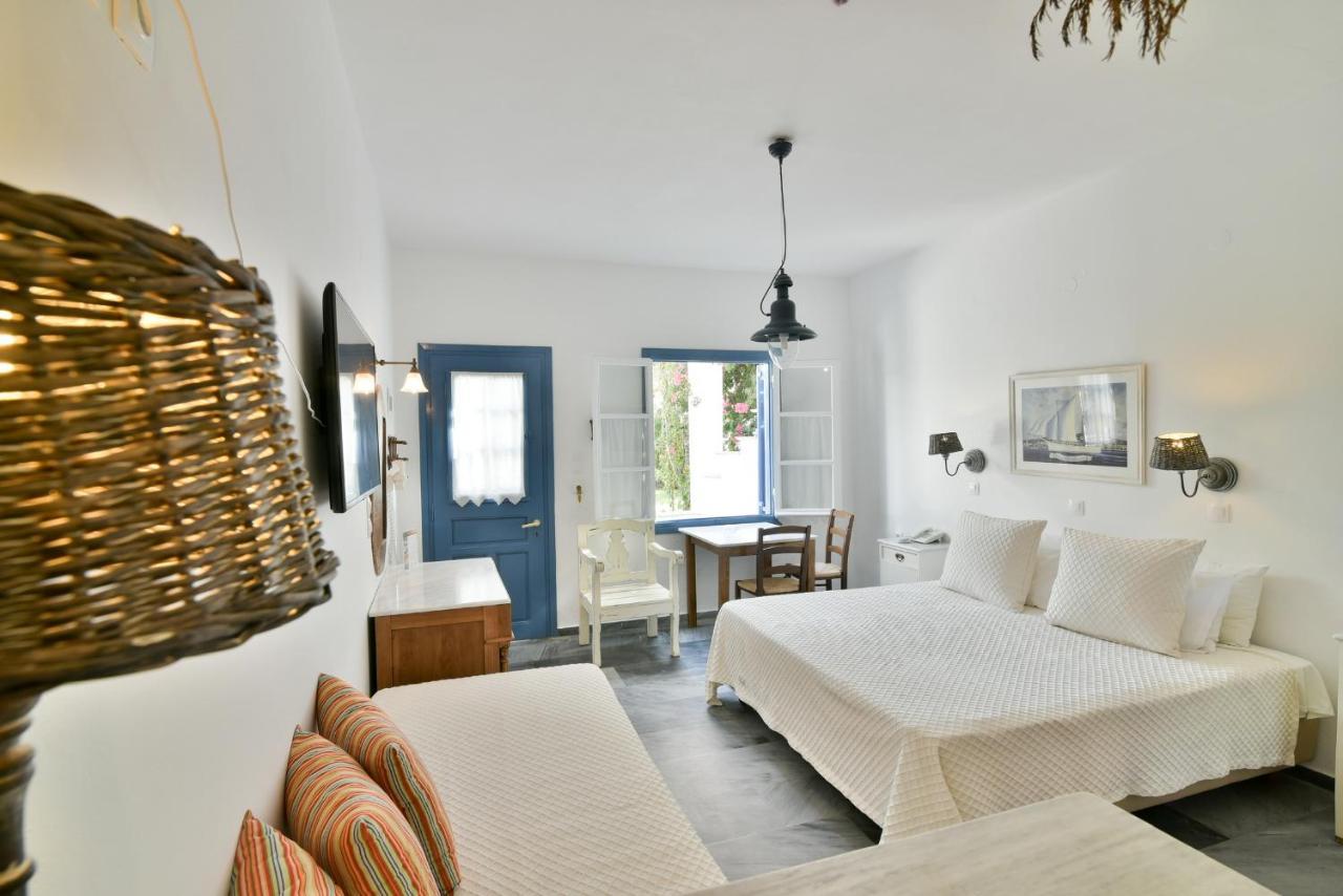 Golden Beach Studios & Suites Тинос Екстериор снимка